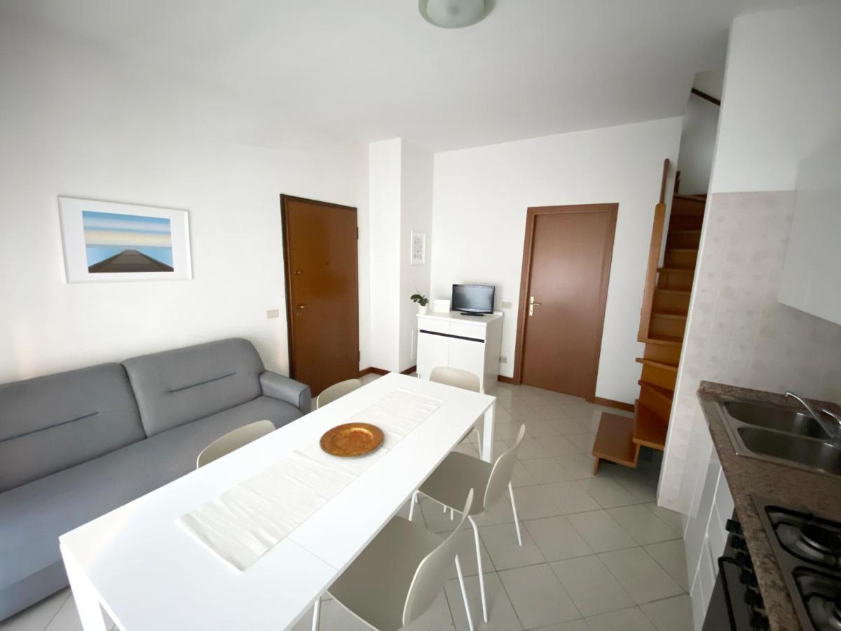 Dainese Apartments, Casa Abigail Lido di Jesolo Bagian luar foto