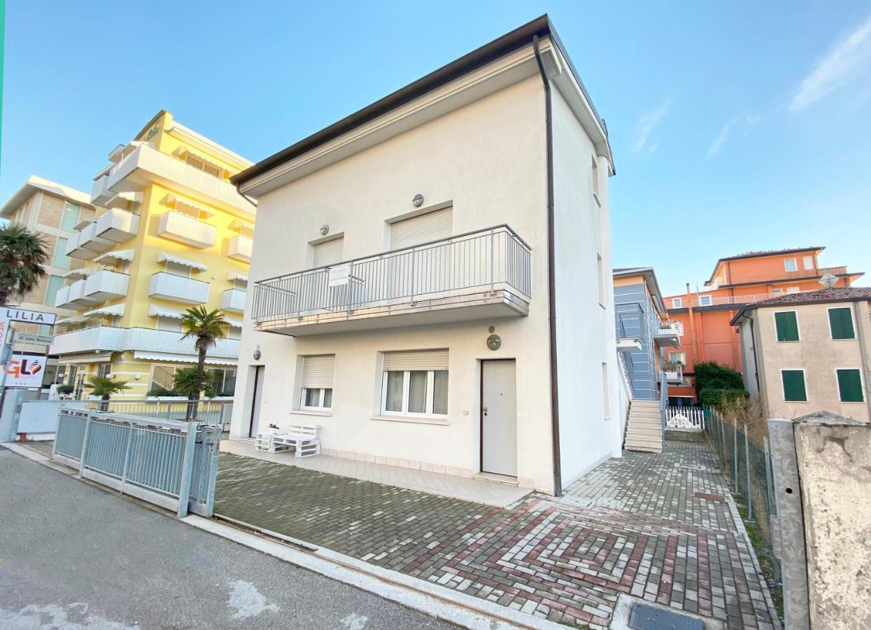 Dainese Apartments, Casa Abigail Lido di Jesolo Bagian luar foto